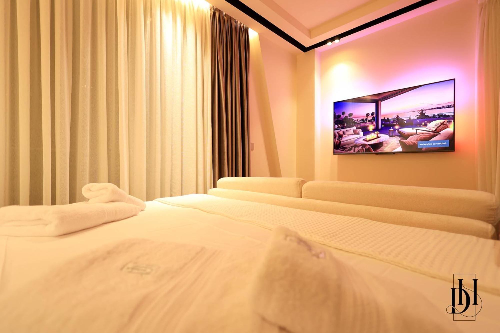 Deha Rooms & Apartments Tiranë Luaran gambar