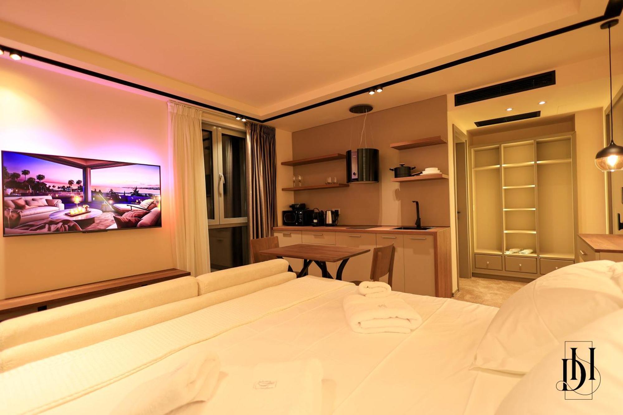 Deha Rooms & Apartments Tiranë Luaran gambar