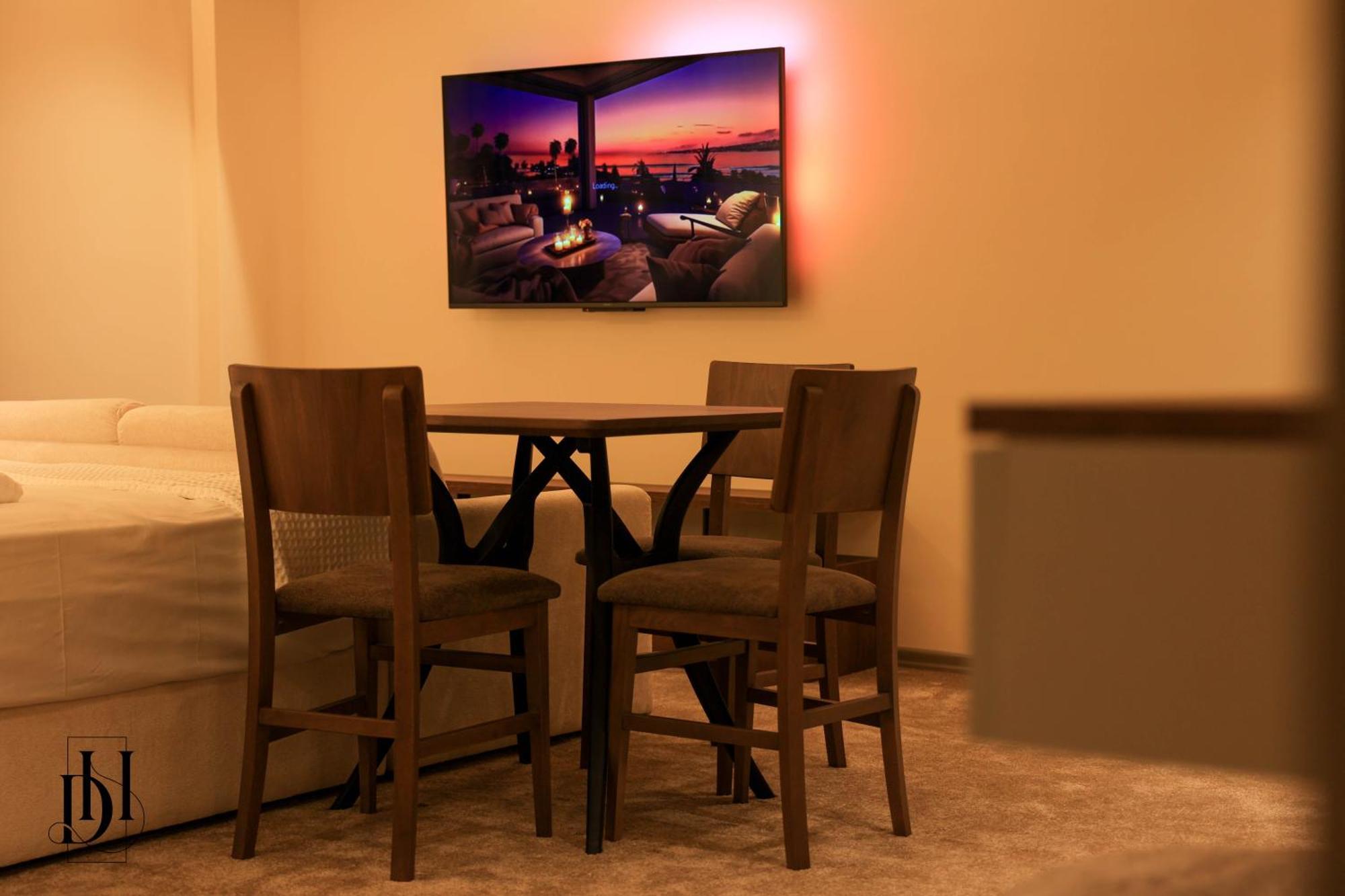 Deha Rooms & Apartments Tiranë Luaran gambar