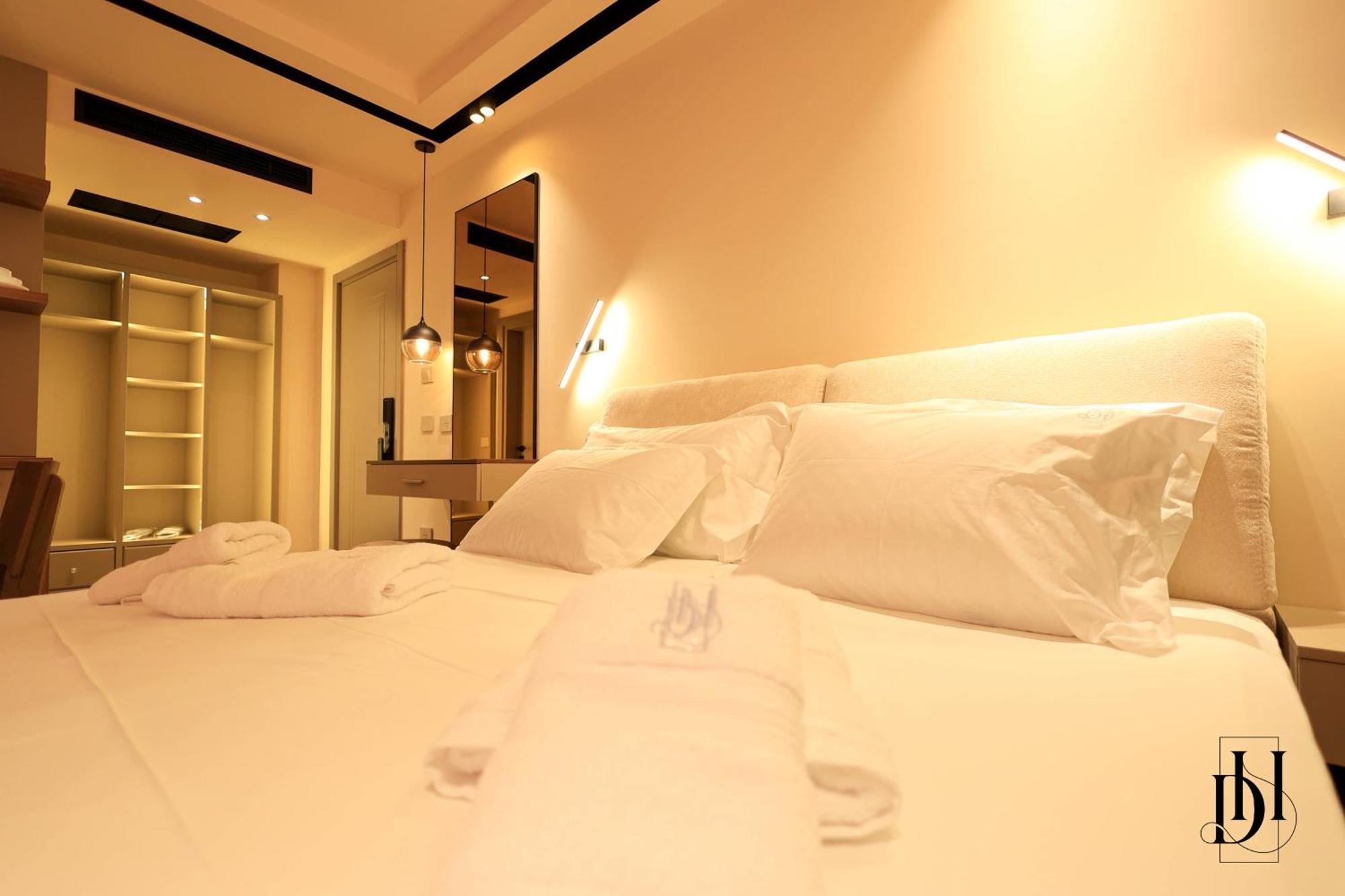 Deha Rooms & Apartments Tiranë Luaran gambar