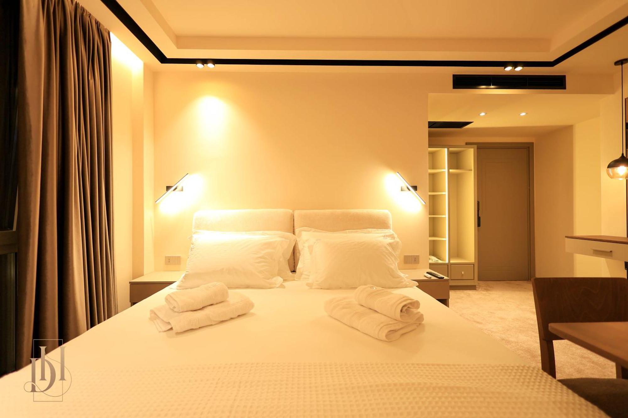 Deha Rooms & Apartments Tiranë Luaran gambar