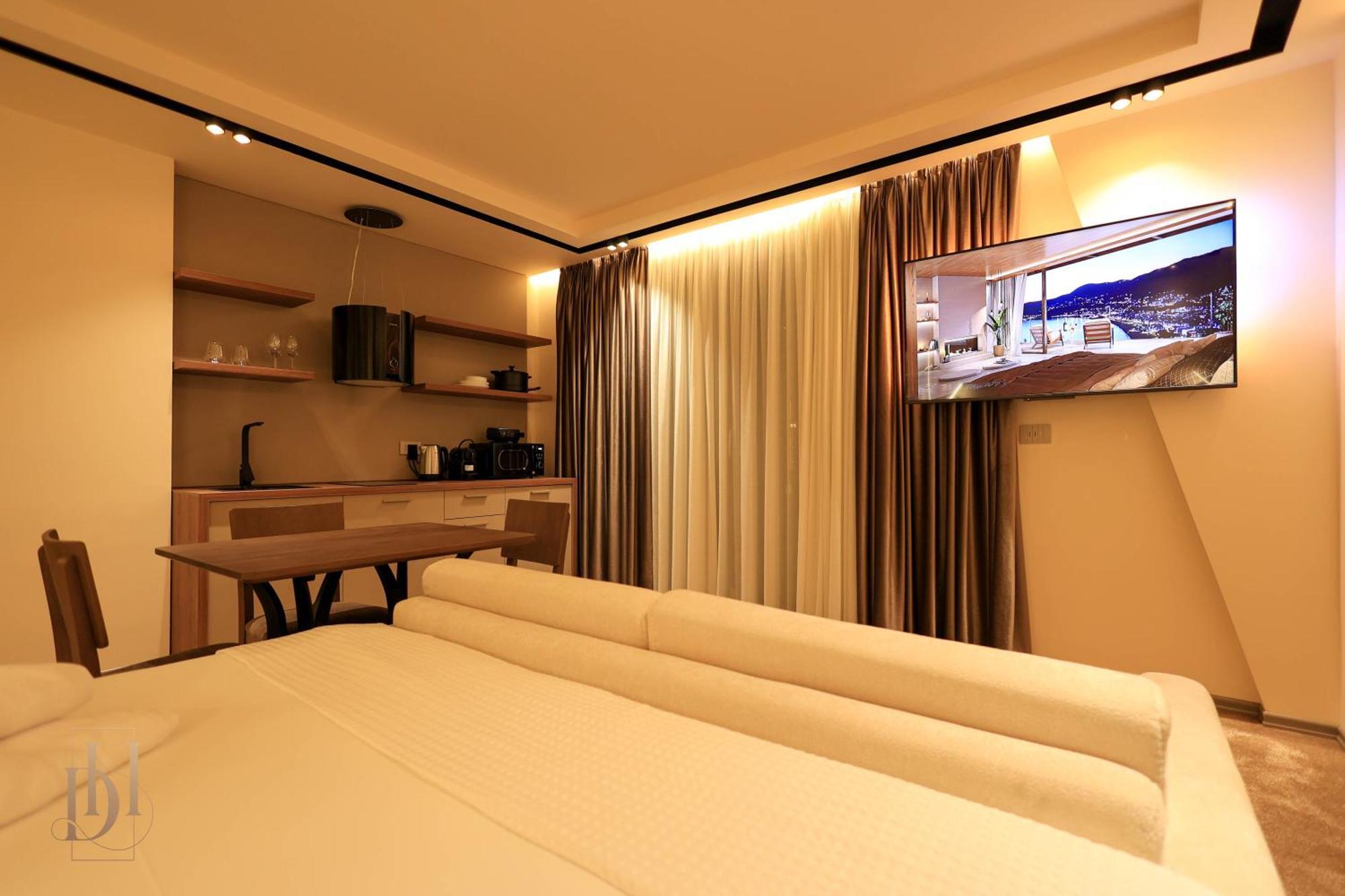 Deha Rooms & Apartments Tiranë Luaran gambar